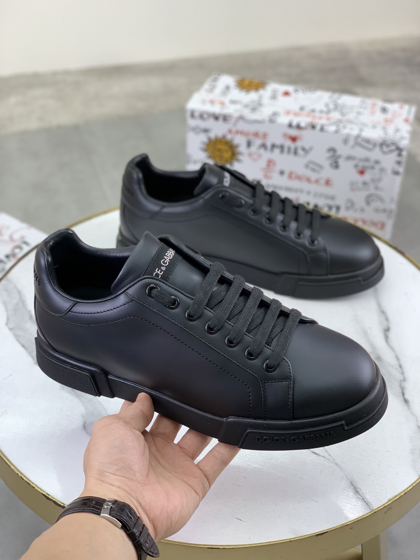olce & Gabbana shoe
